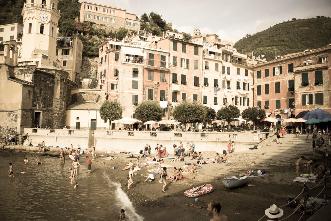 Plein Soleil in Cinque Terre 07 by Studio Lazuli