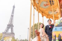 エッフェル塔でウェディングフォト