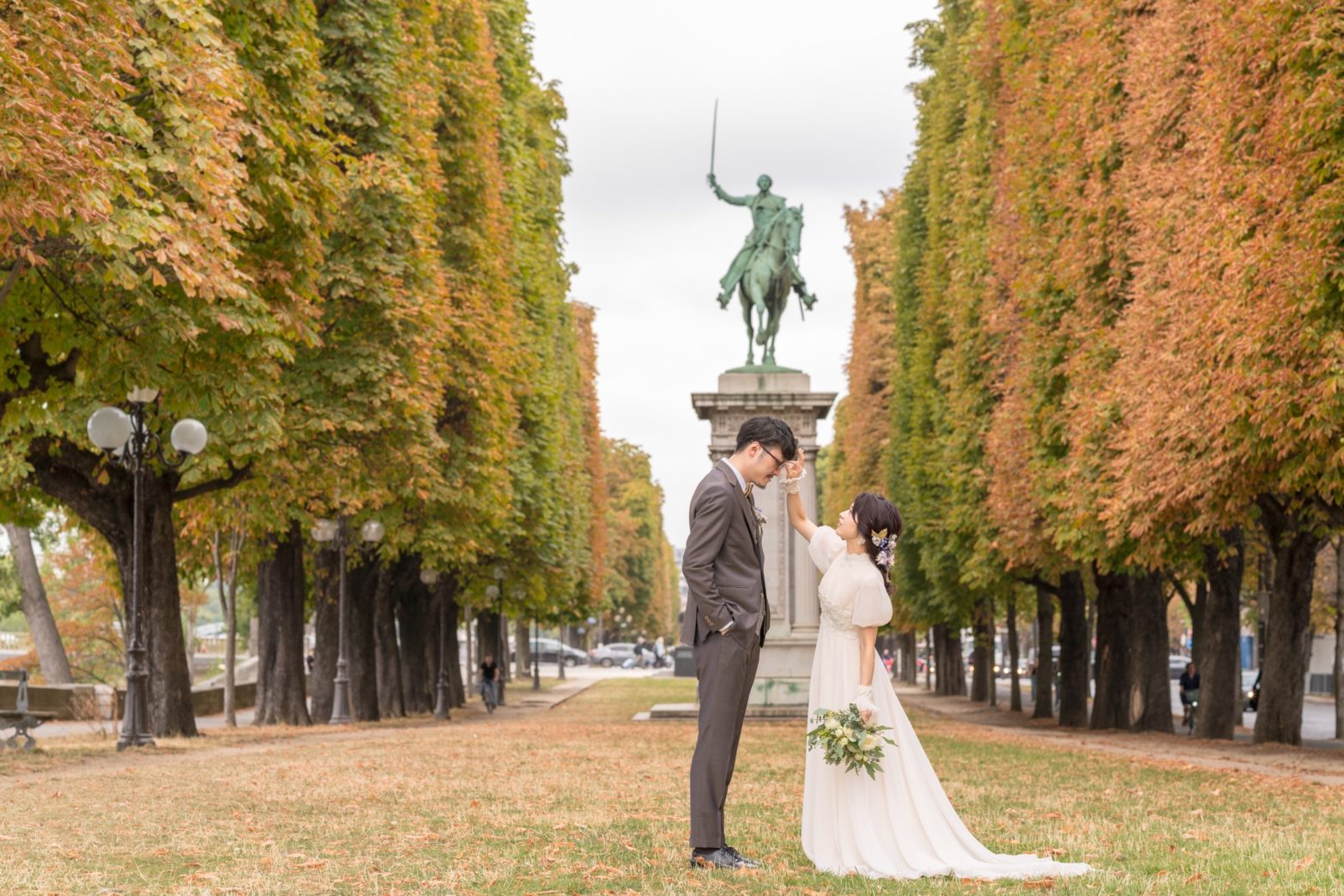 哀愁漂う秋はロマンチックなパリフォトウェディングのベストシーズン