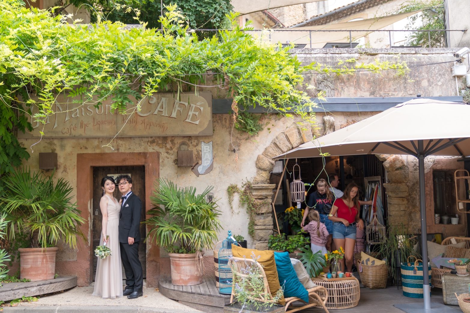 南仏プロヴァンス・ウェディングフォトで必ず訪れたい村①ルールマラン