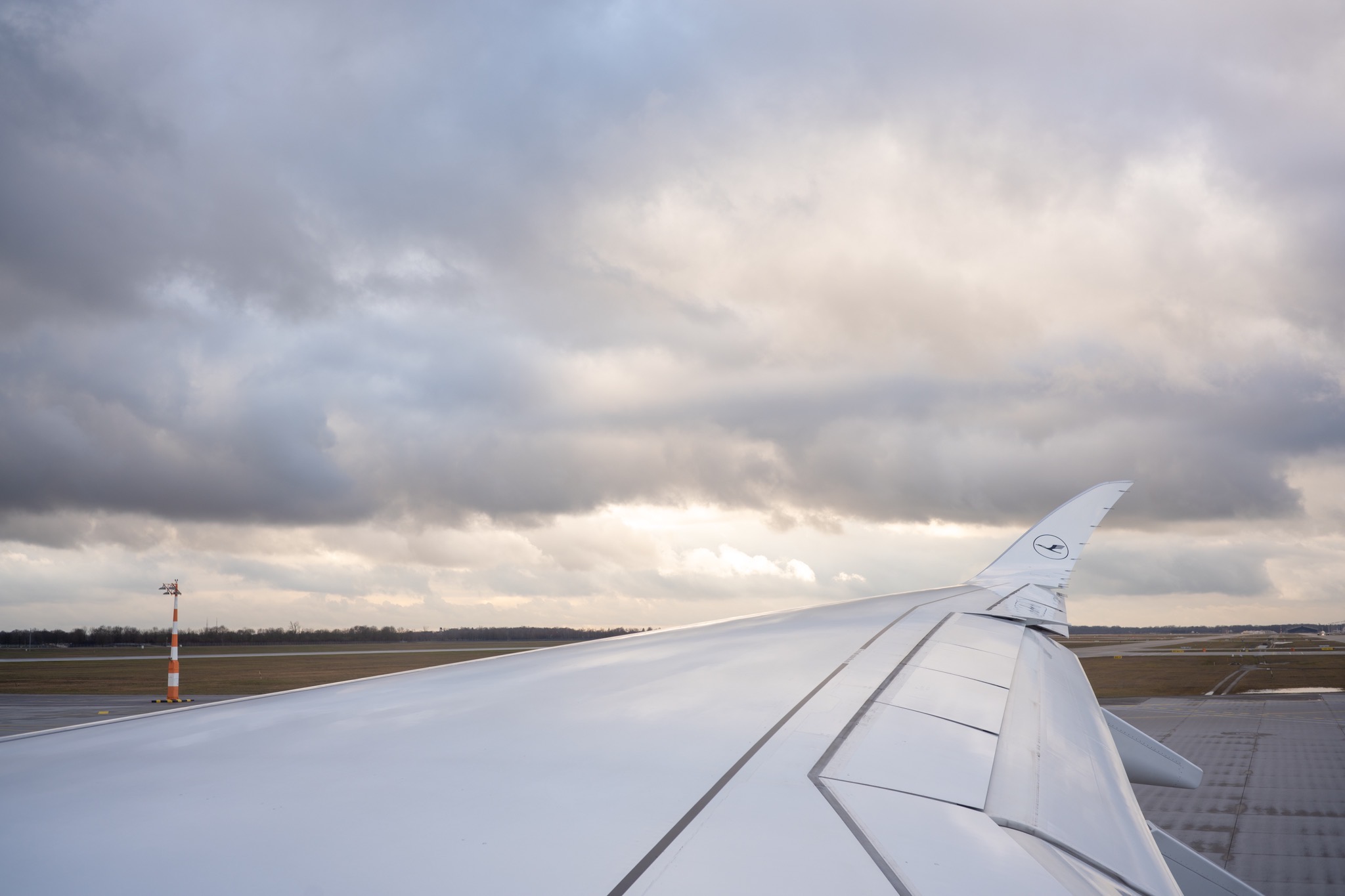 La bague de mise au point est dotée d'un couple confortable typique de Cosina, la mise au point est donc un plaisir !