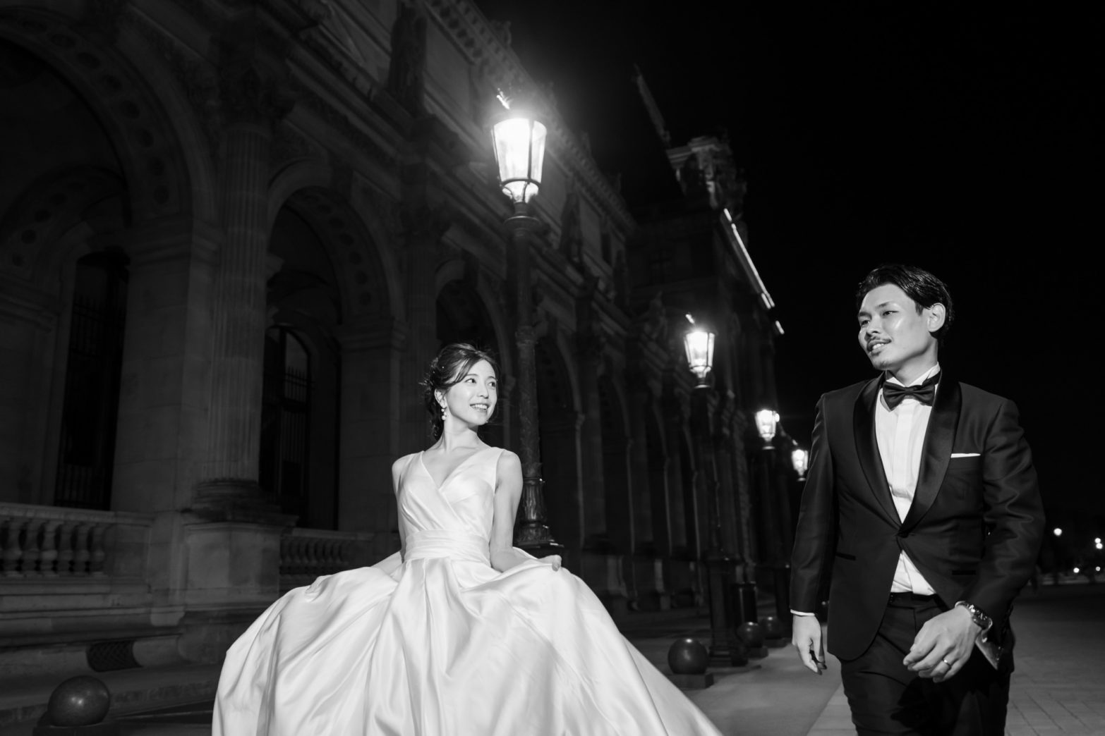 モノクロ写真でシックで大人っぽい雰囲気に