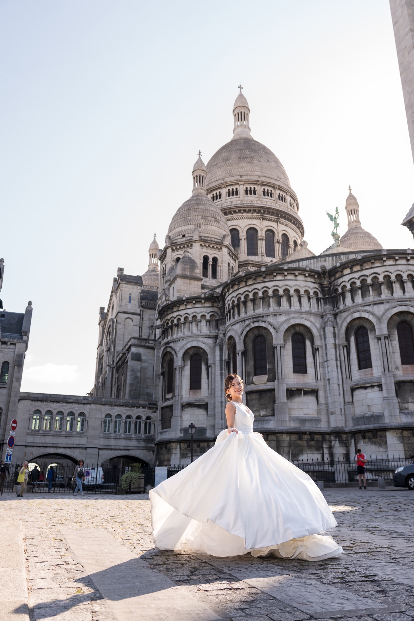 静寂に包まれたサクレクール寺院北側はウェディング撮影に最適