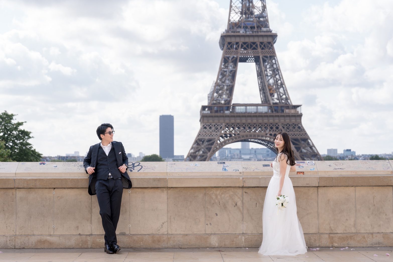 フォトグラファーがポージングの提案を行うので、ご安心ください！